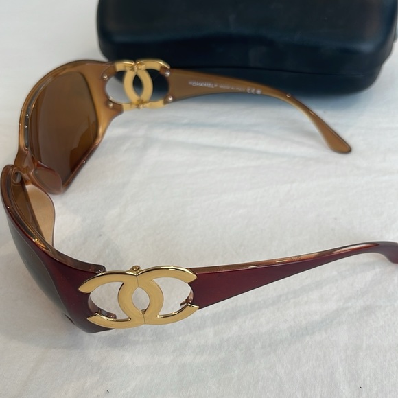 Chanel glasses with gold and burgundy - Picture 2 of 6